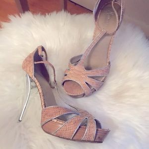 Marciano heels